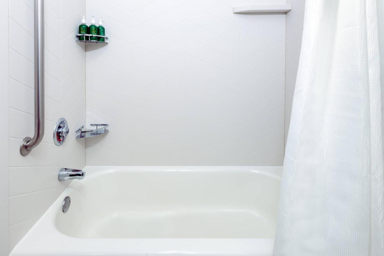 Fairfield Inn And Suites By Marriott Clearwater Bagian luar foto