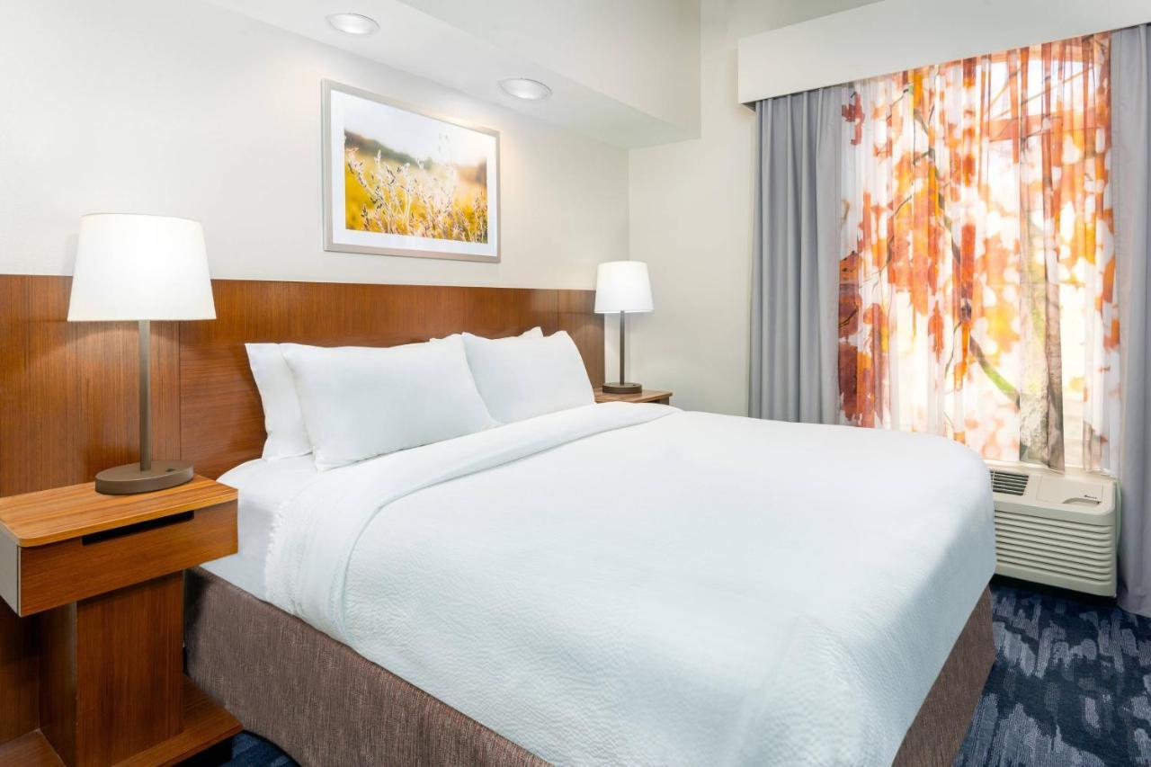 Fairfield Inn And Suites By Marriott Clearwater Bagian luar foto